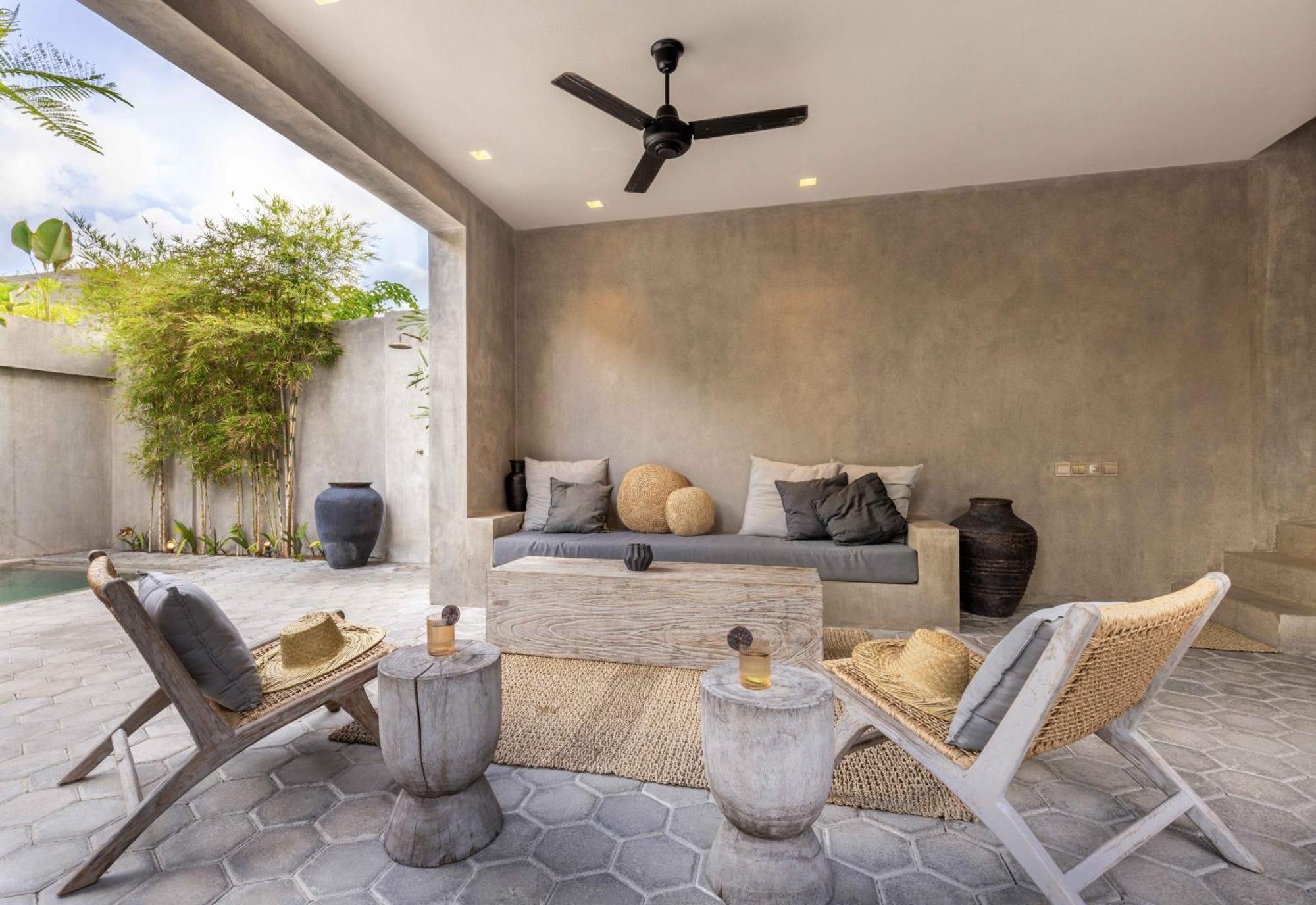 The Konkret Lombok Villa Kuta  ภายนอก รูปภาพ